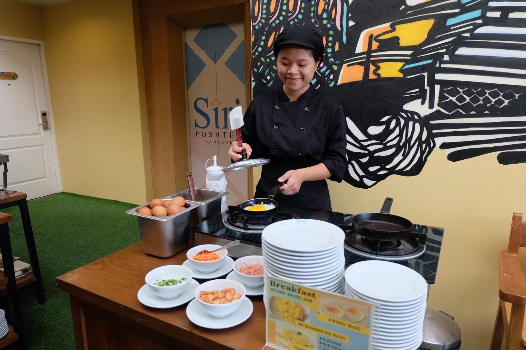 Siri Poshtel Bangkok Hostel Ngoại thất bức ảnh