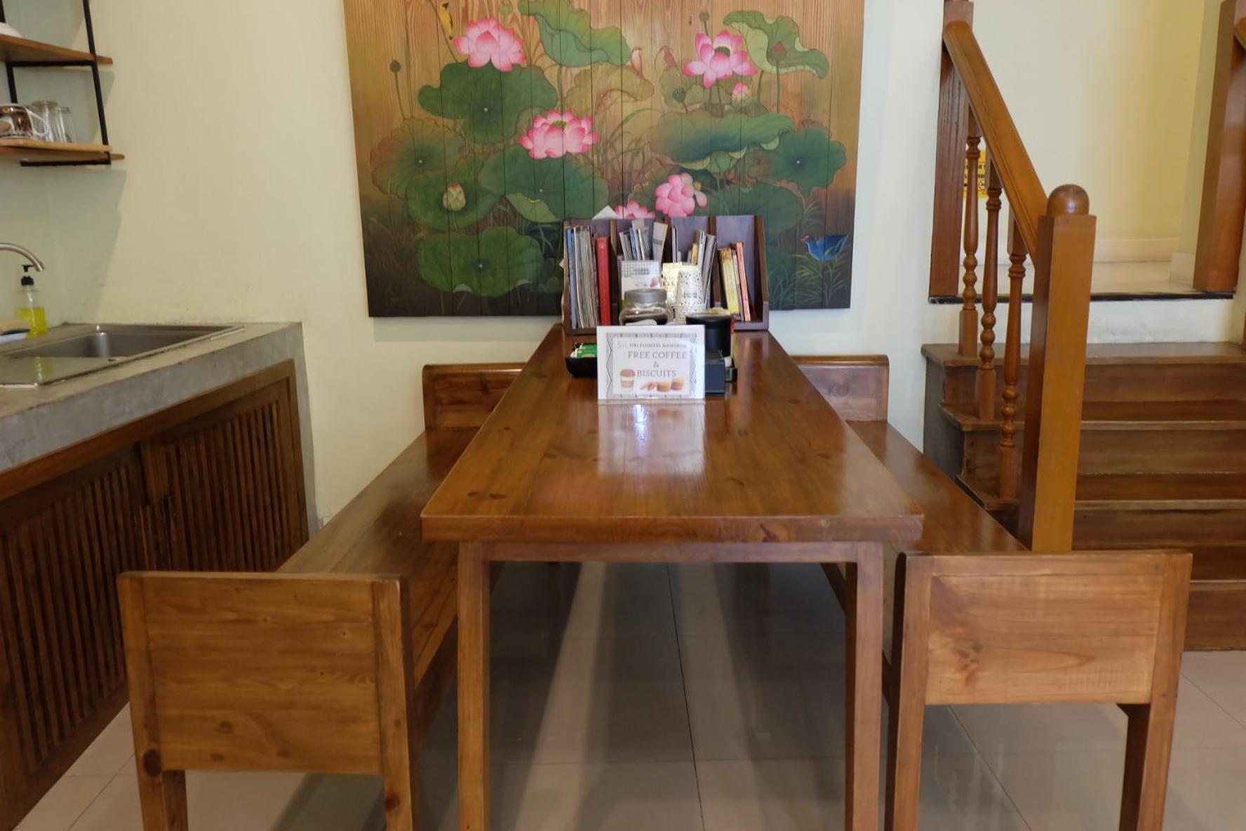 Siri Poshtel Bangkok Hostel Ngoại thất bức ảnh