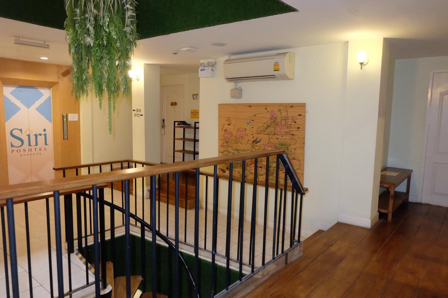 Siri Poshtel Bangkok Hostel Ngoại thất bức ảnh
