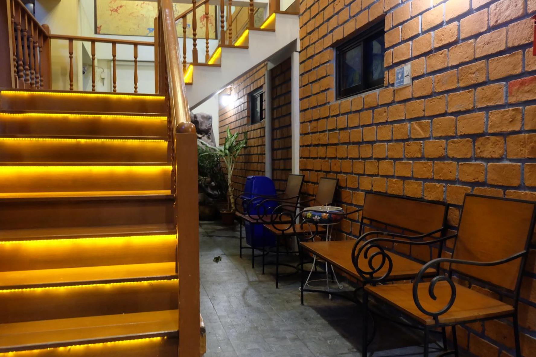 Siri Poshtel Bangkok Hostel Ngoại thất bức ảnh