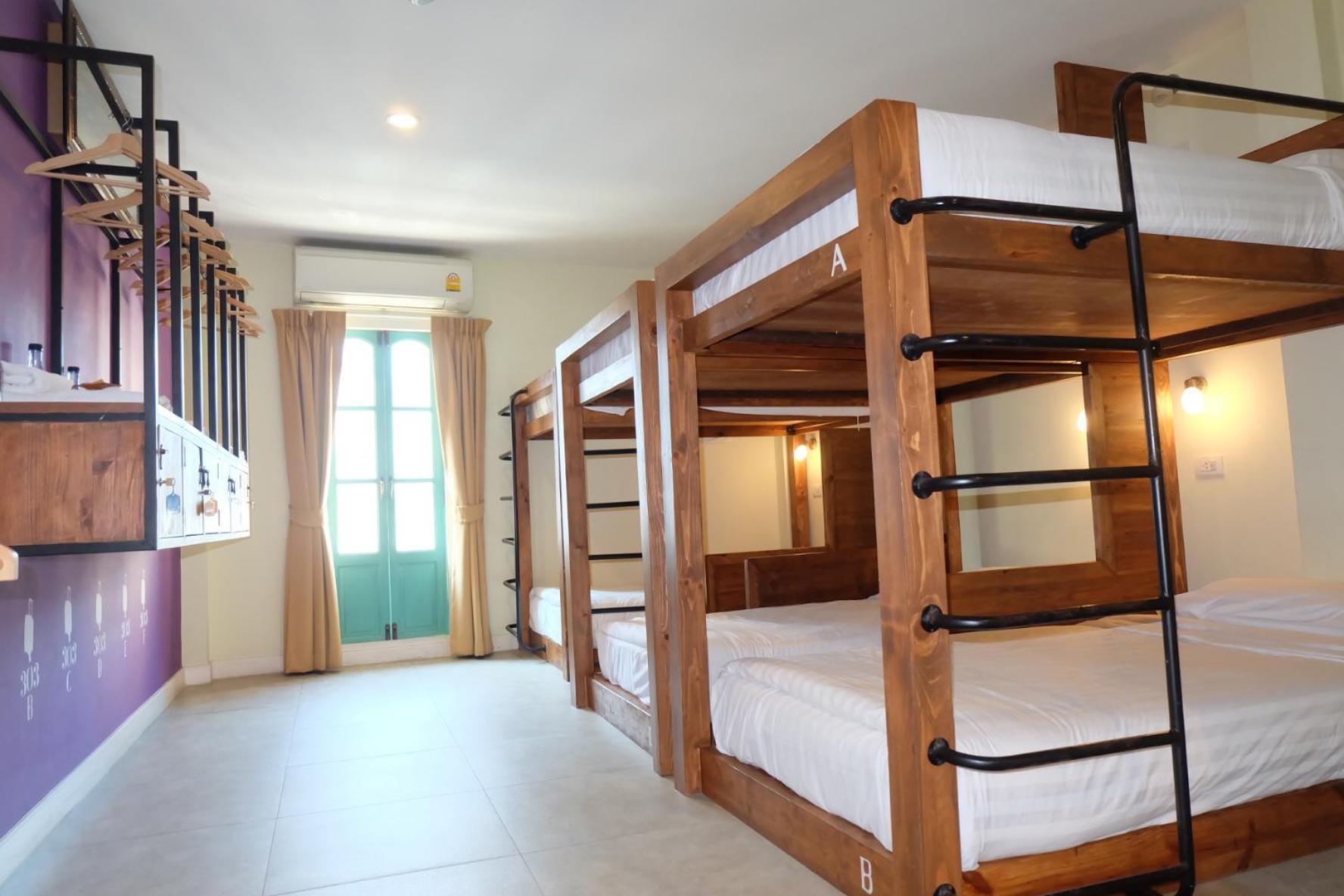 Siri Poshtel Bangkok Hostel Ngoại thất bức ảnh