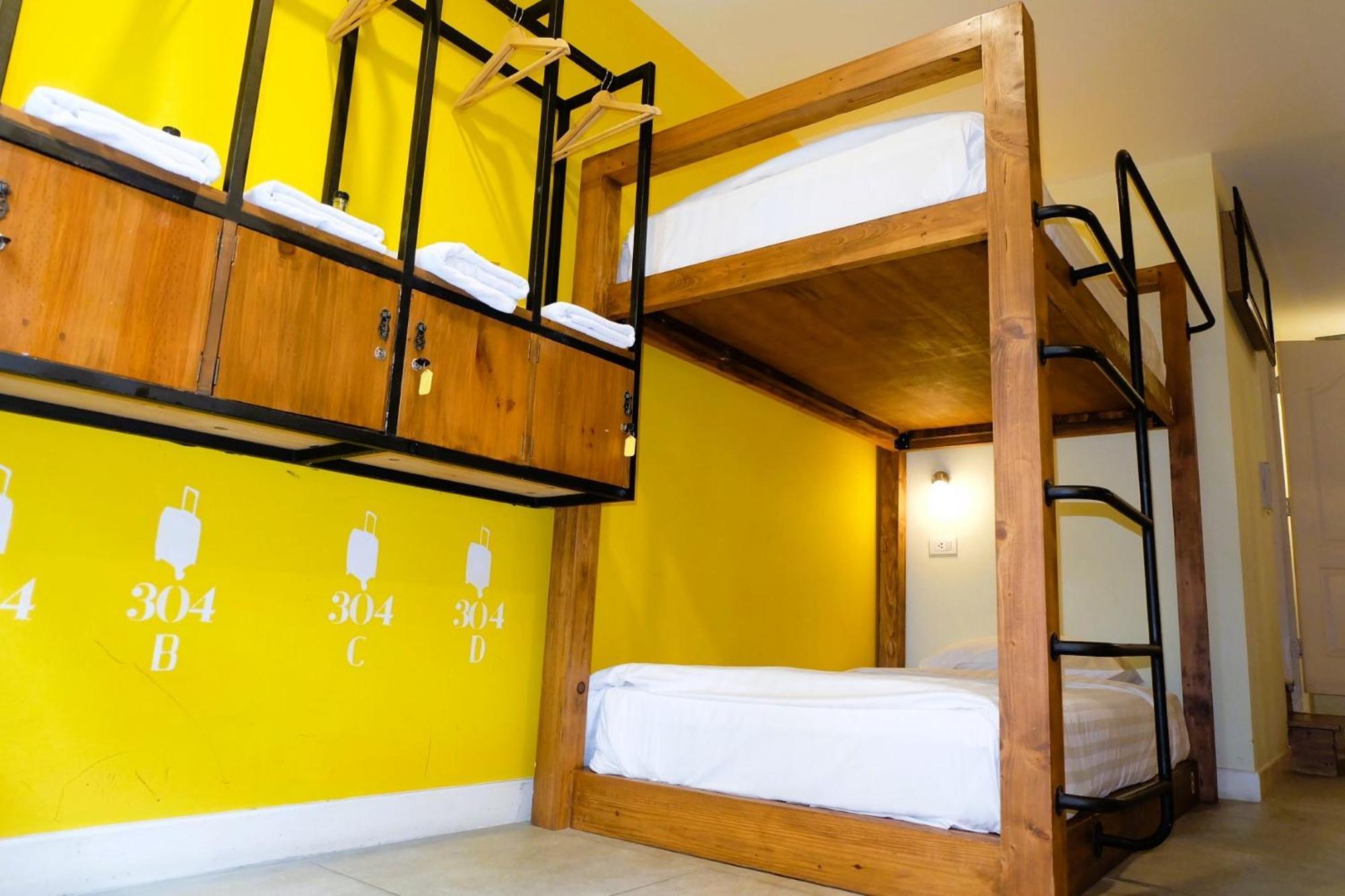 Siri Poshtel Bangkok Hostel Ngoại thất bức ảnh