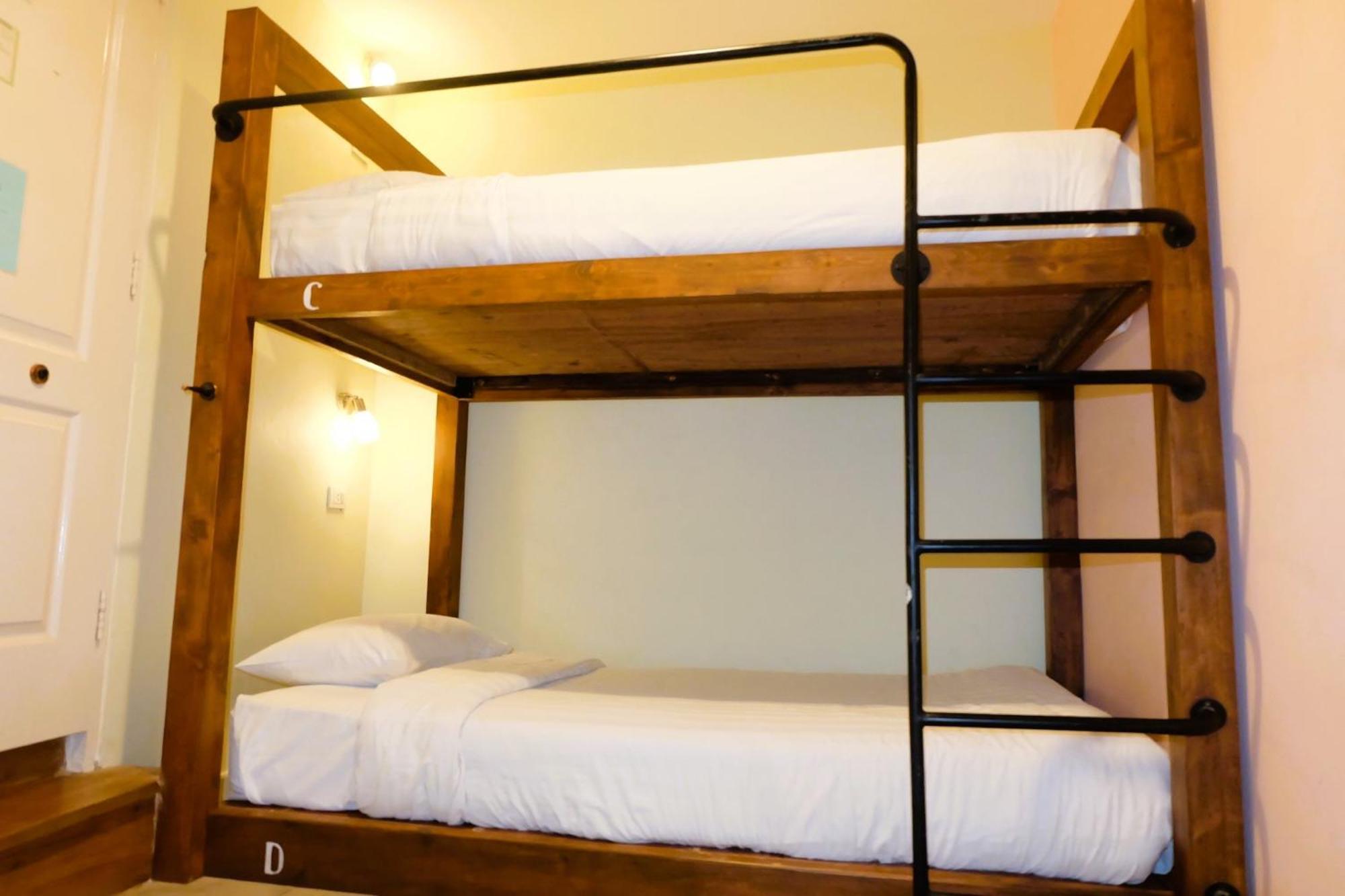 Siri Poshtel Bangkok Hostel Phòng bức ảnh